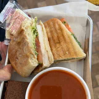 Pesto Chicken Combo